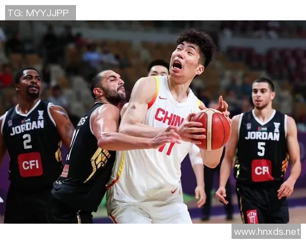 中国男篮蓝队迎战约旦队力争在国际赛场上再创佳绩
