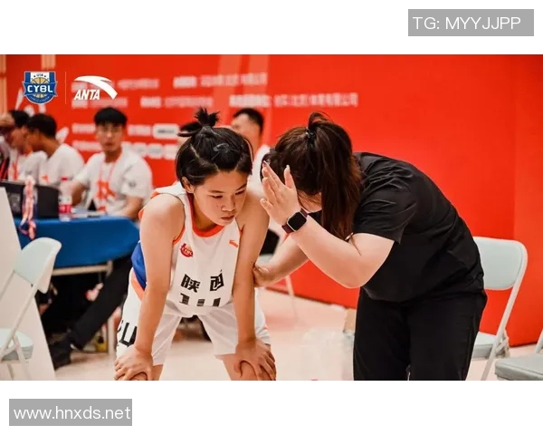 竞技体操比赛精彩纷呈 展现运动员超凡技艺与拼搏精神